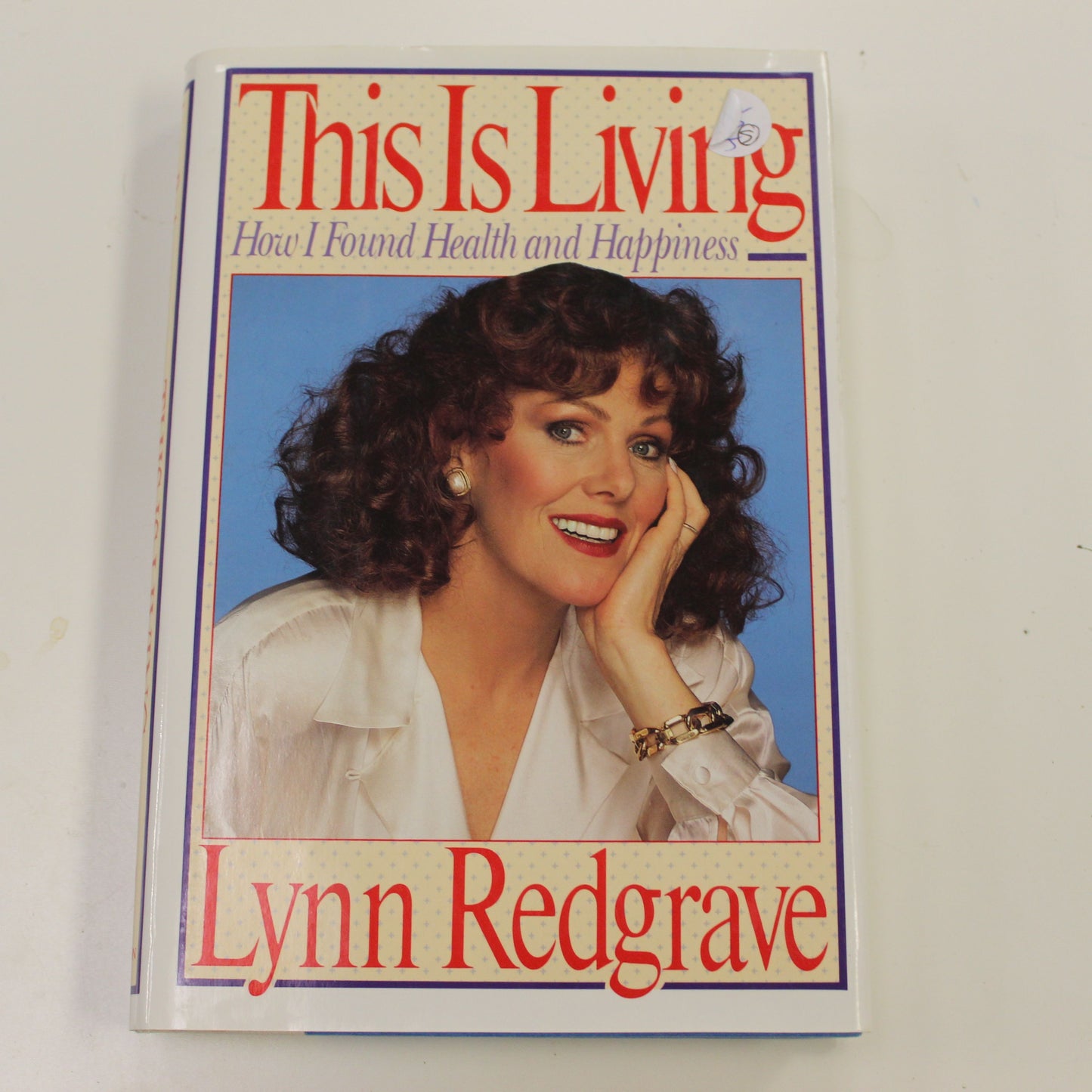 THIS IS LIVING: HOW I FOUND HEALTH AND HAPPINESS