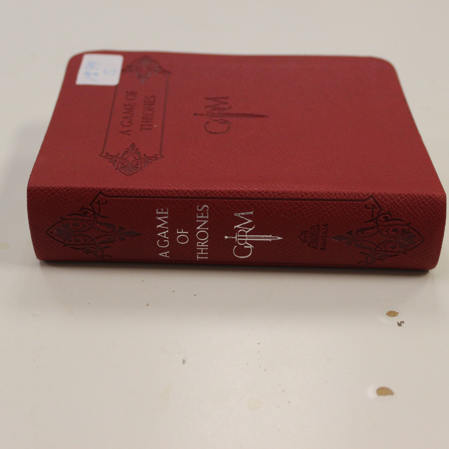 A GAME OF THRONES BOOK ONE OF A SONG OF ICE AND FIRE