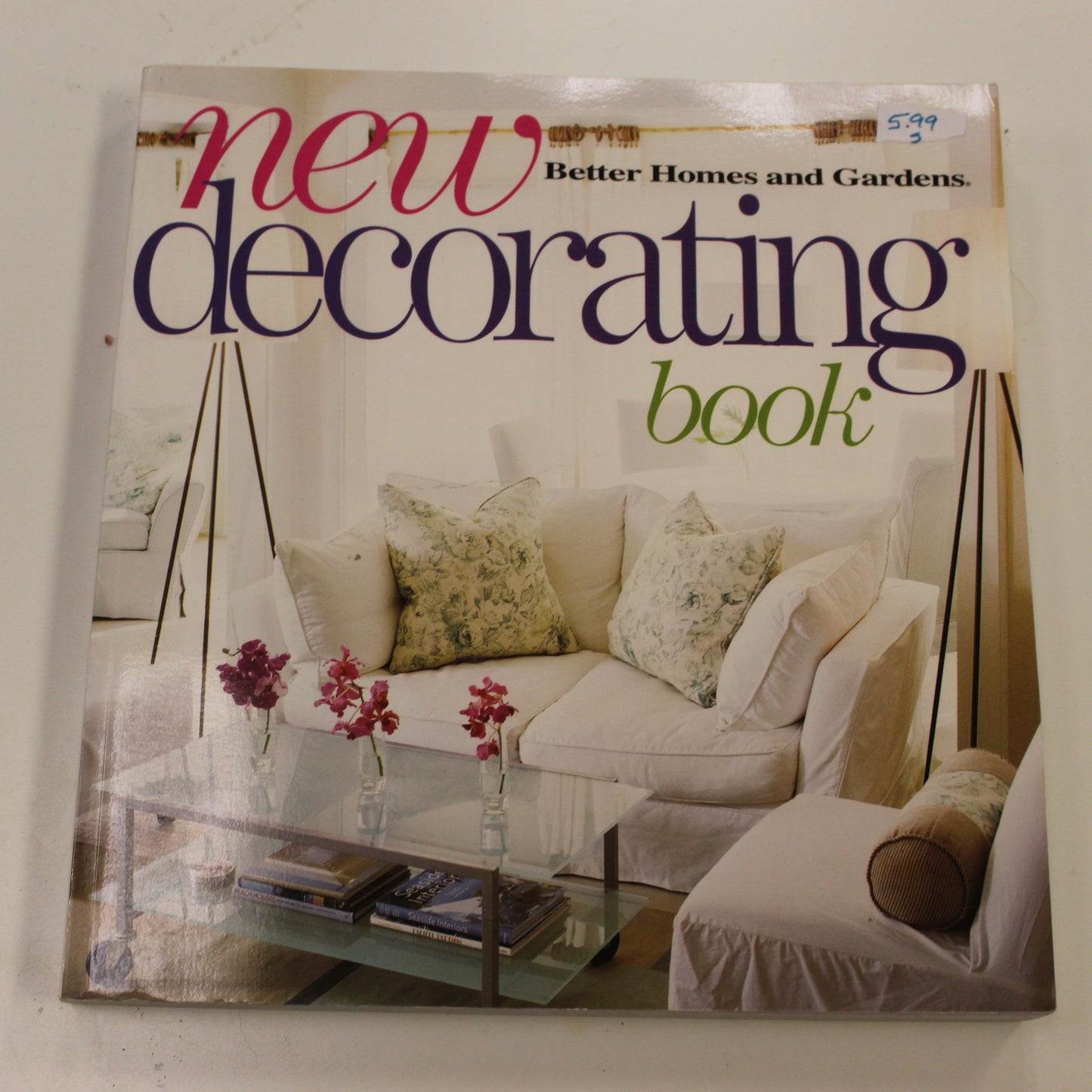 NEW DECORATING BOOK