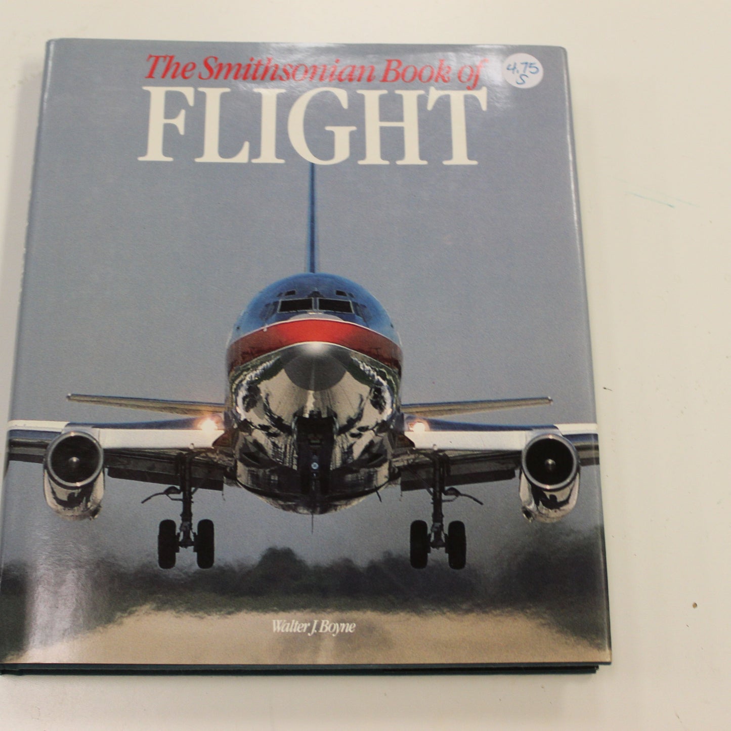 THE SMITHSONIAN BOOK OF FLIGHT