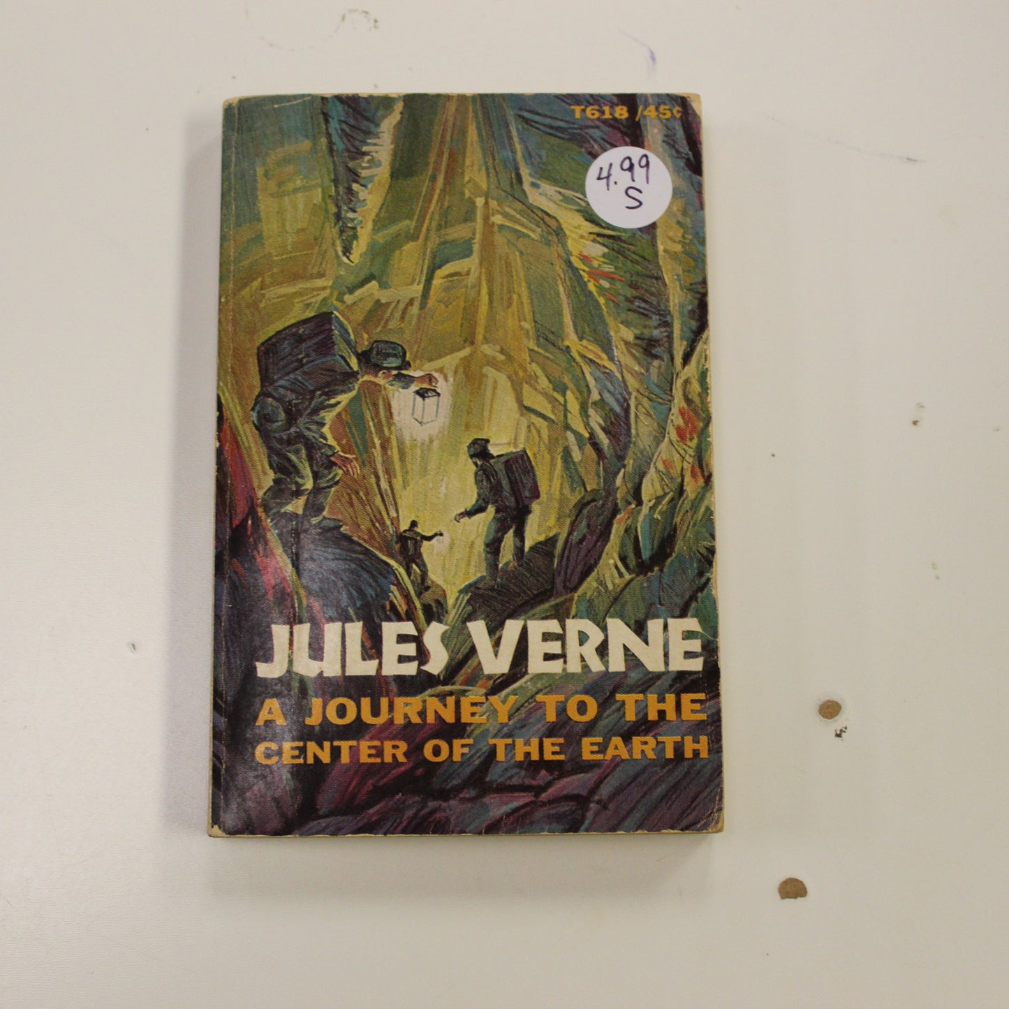 A JOURNEY TO THE CENTER OF THE EARTH