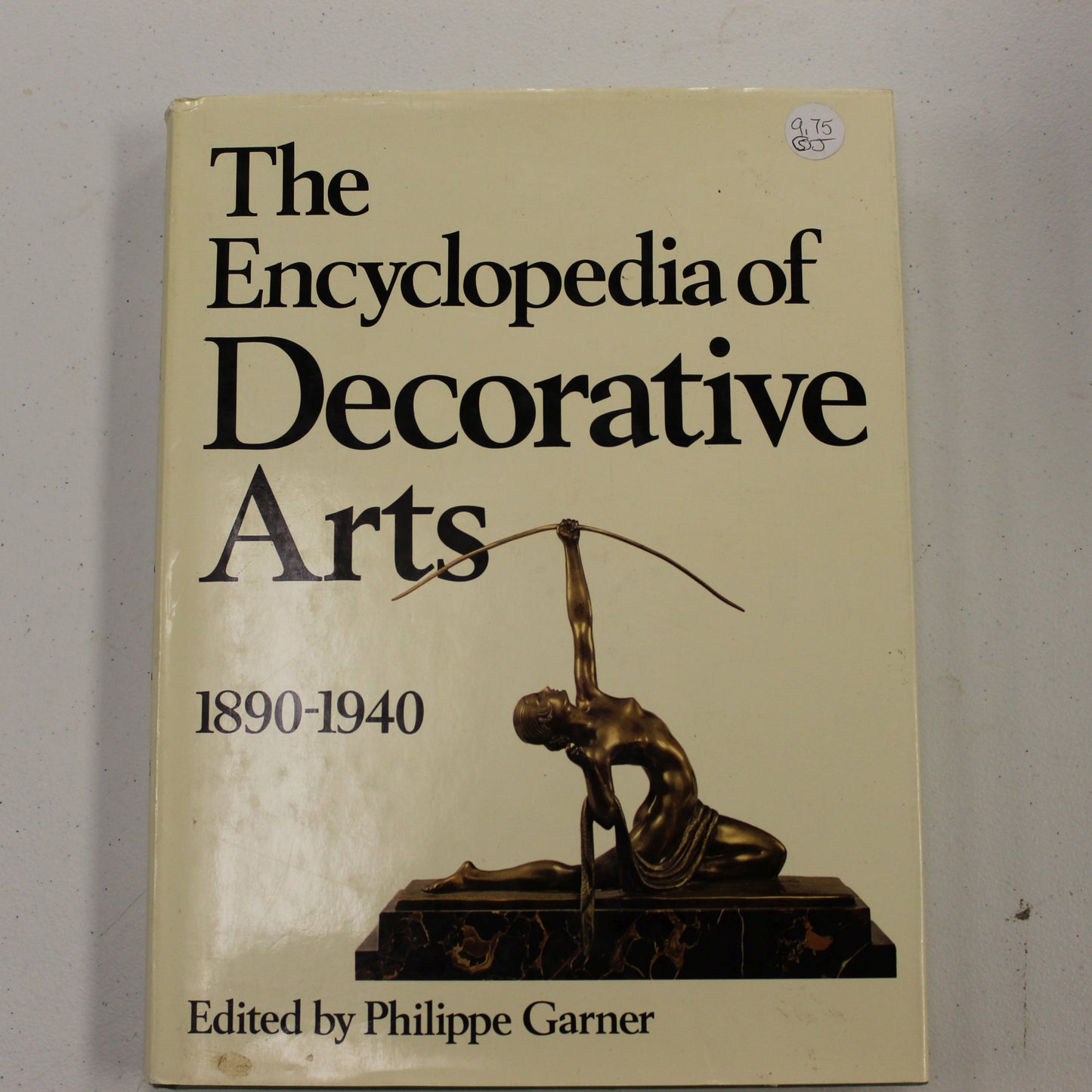 THE ENCYCLOPEDIA OF DECORATIVE ARTS 1890-1940