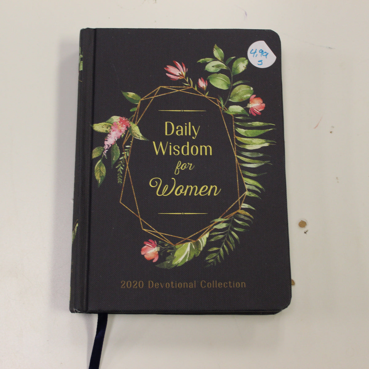 DAILY WISDOM FOR WOMEN - 2020 DEVOTIONAL COLLECTION