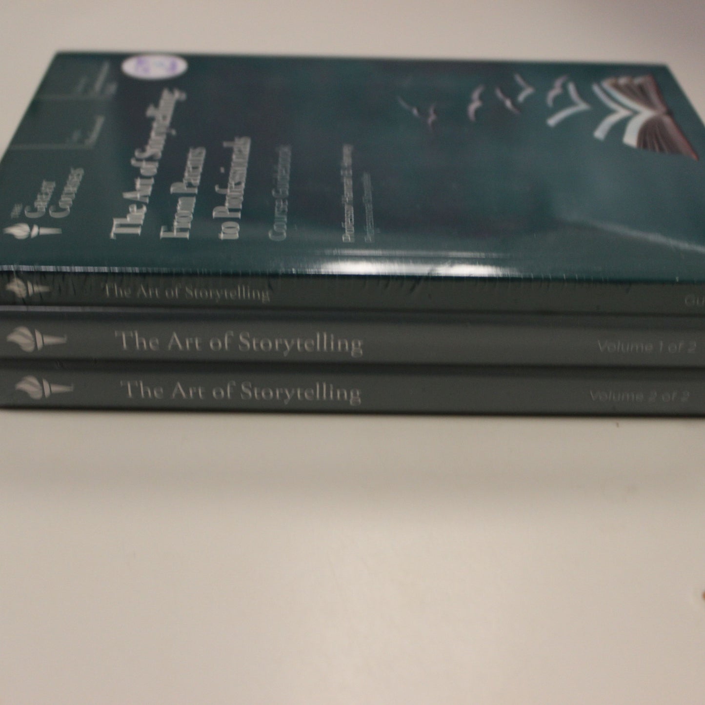 THE ART OF STORYTELLING: FROM PARENTS TO PROFESSIONALS COURSE GUIDEBOOK W/DVD