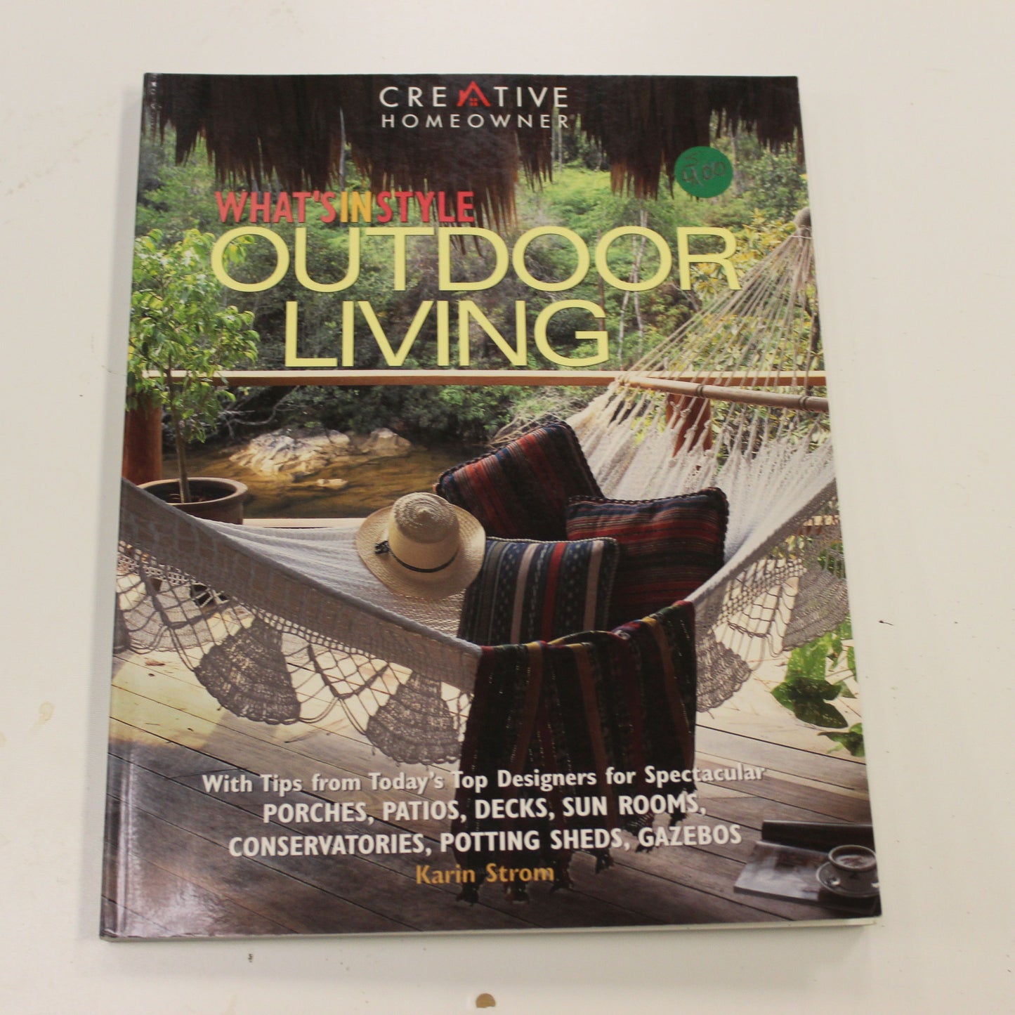 WHAT'S IN STYLE OUTDOOR LIVING