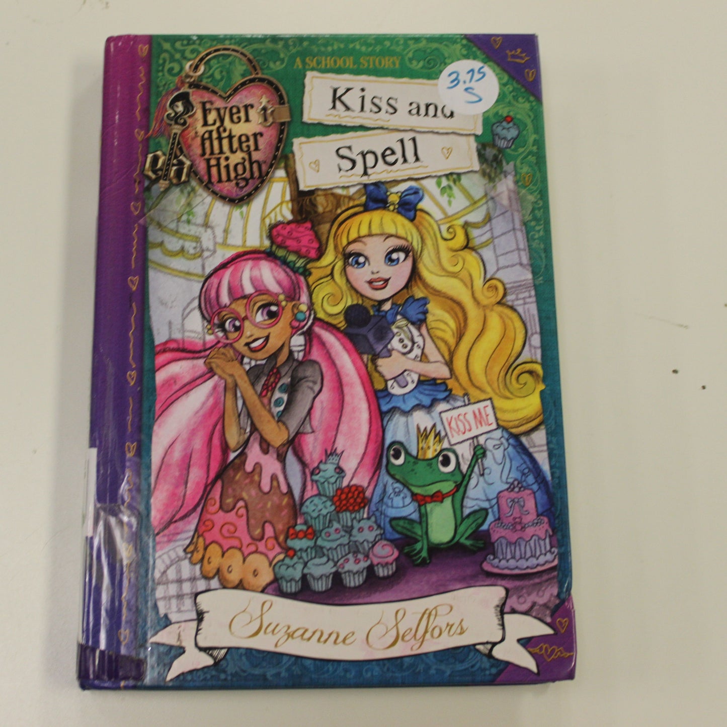 EVER AFTER HIGH: KISS AND SPELL