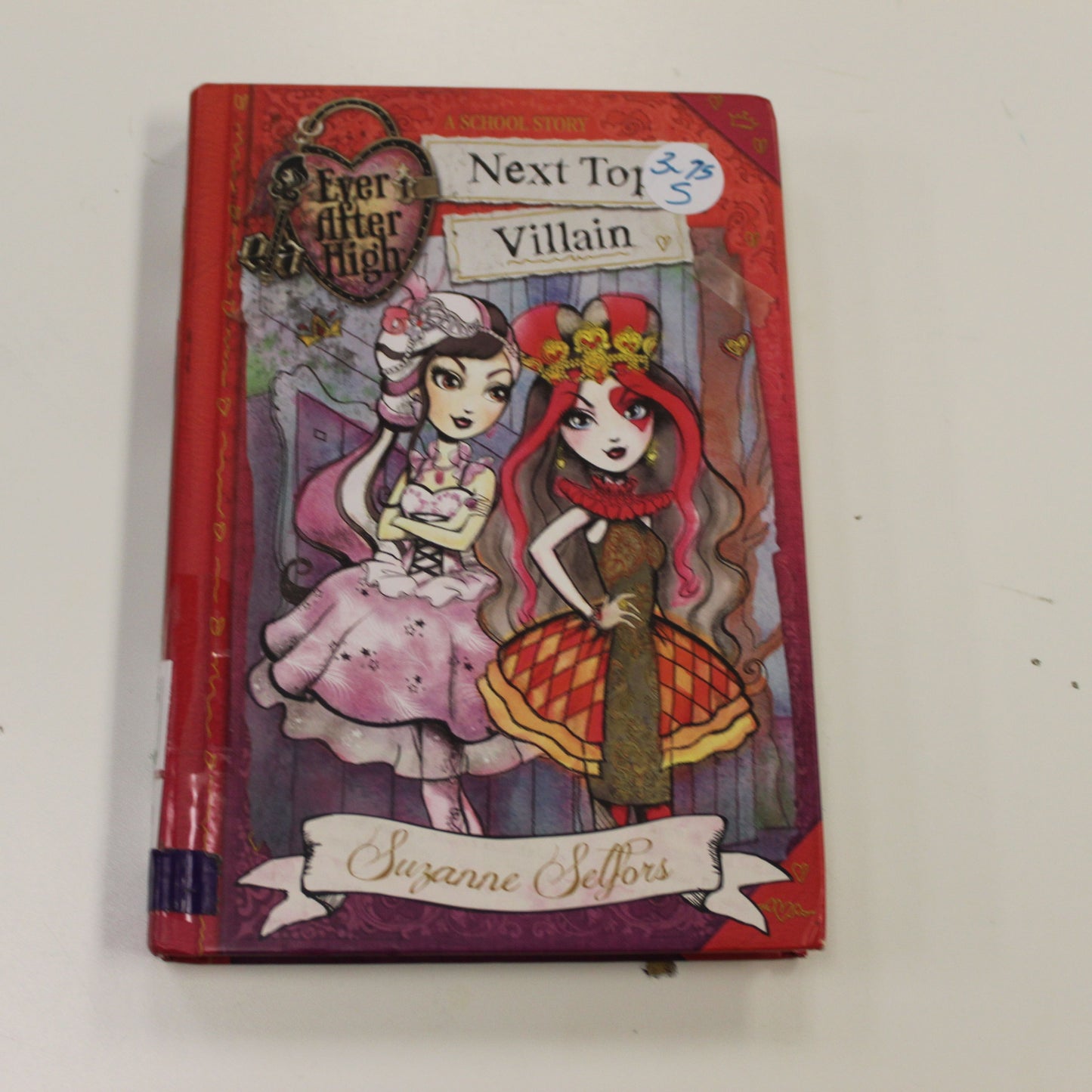 EVER AFTER HIGH: NEXT TOP VILLAIN
