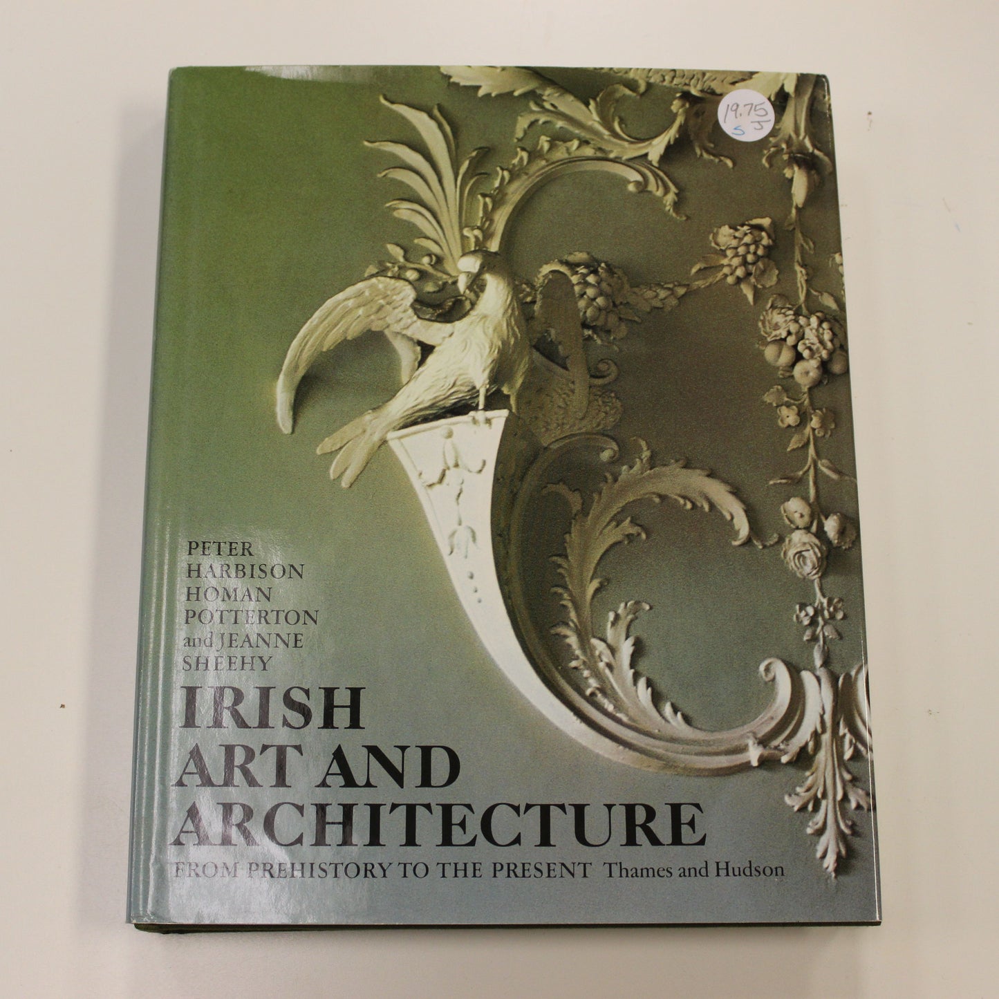 IRISH ART AND ARCHITECTURE