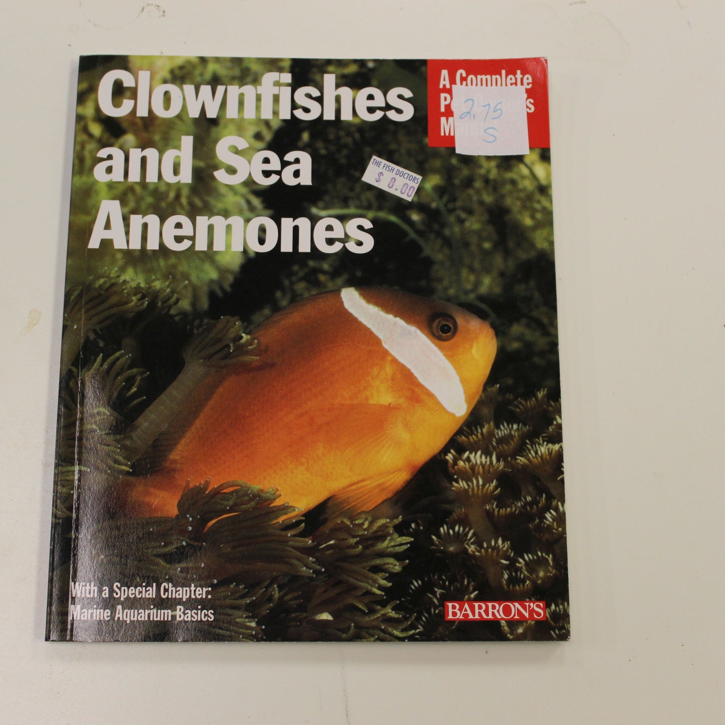 CLOWNFISHES AND SEA ANEMONES