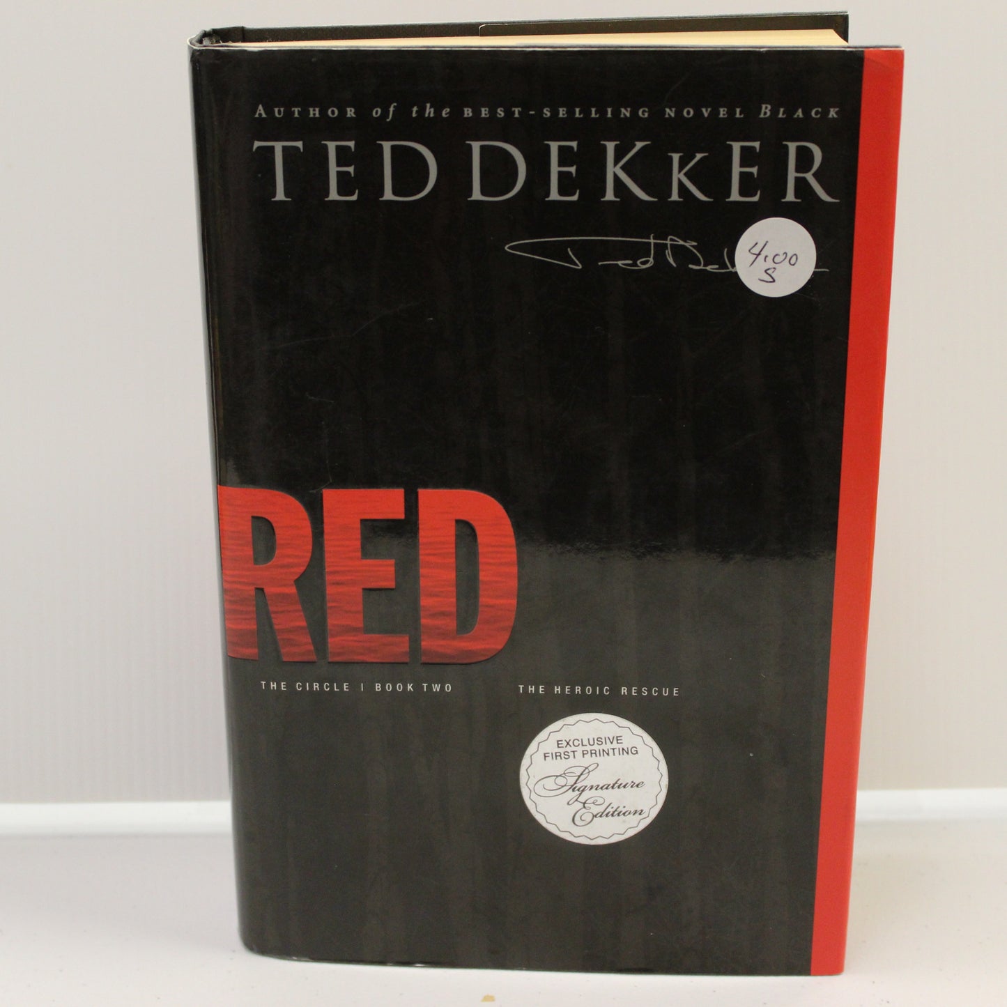RED THE CIRCLE BOOK TWO