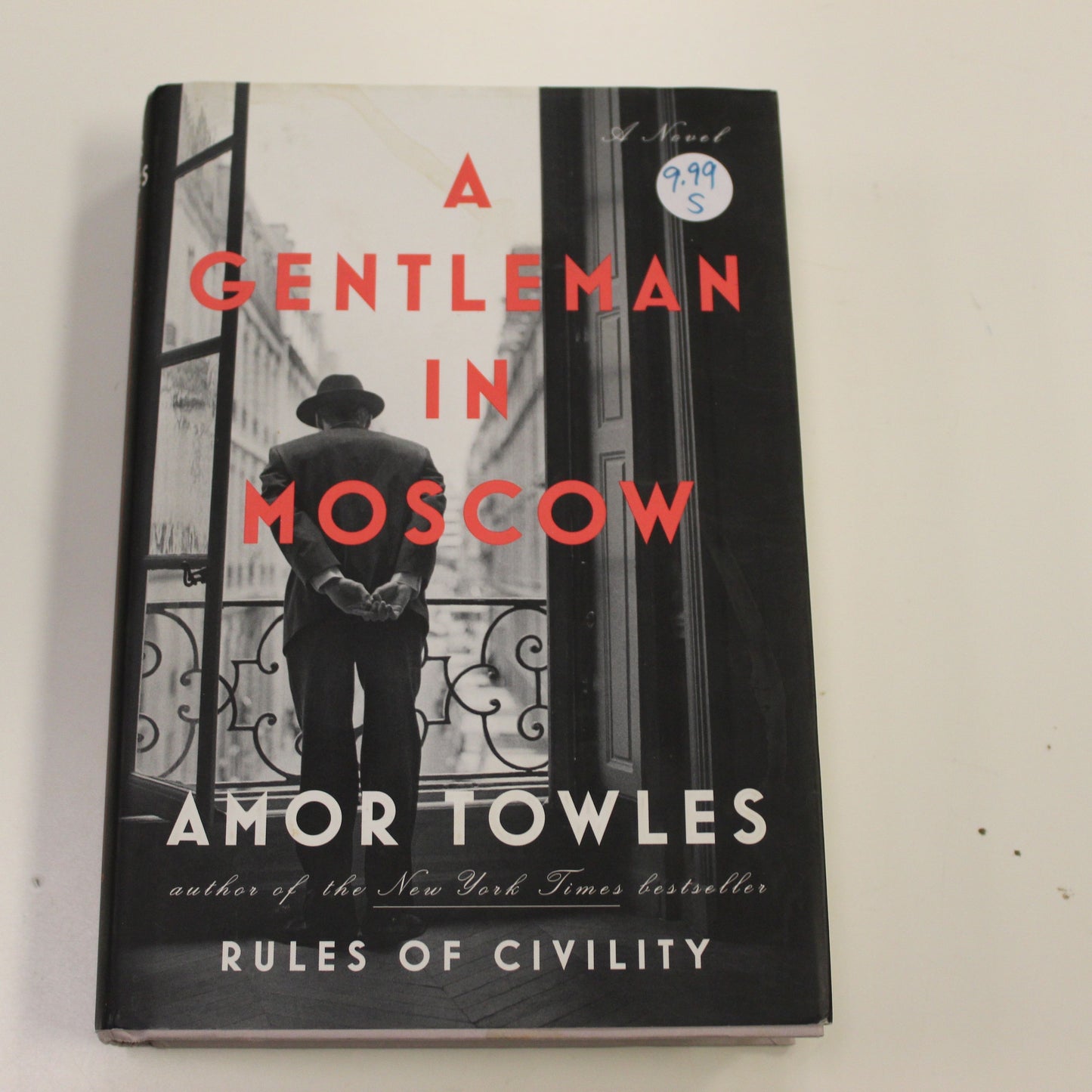 A GENTLEMAN IN MOSCOW