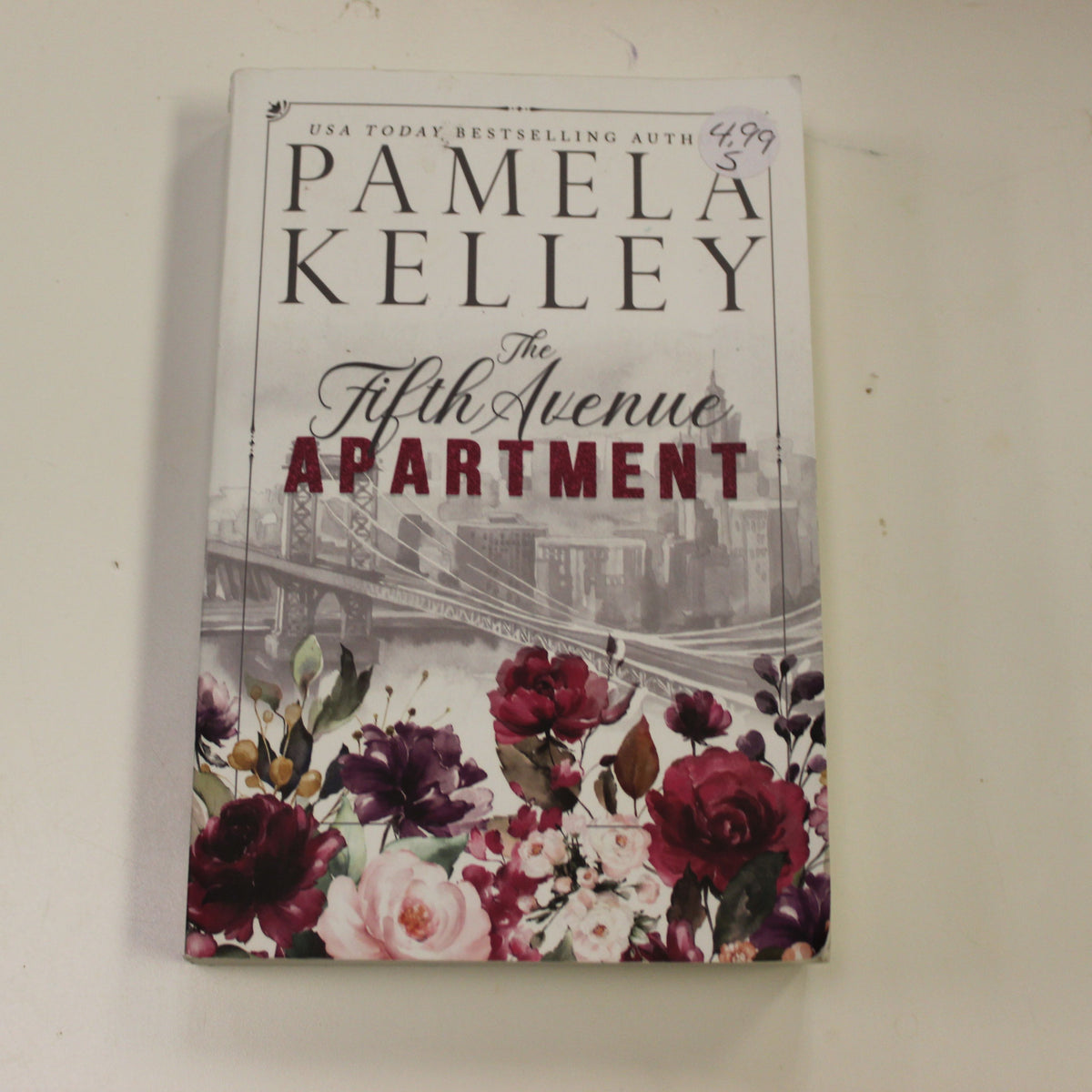 THE FIFTH AVENUE APARTMENT