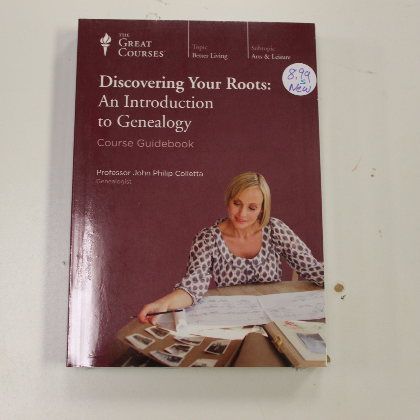 DISCOVERING YOUR ROOTS: AN INTRODUCTION TO GENEALOGY - COURSE GUIDEBOOK W/DVD