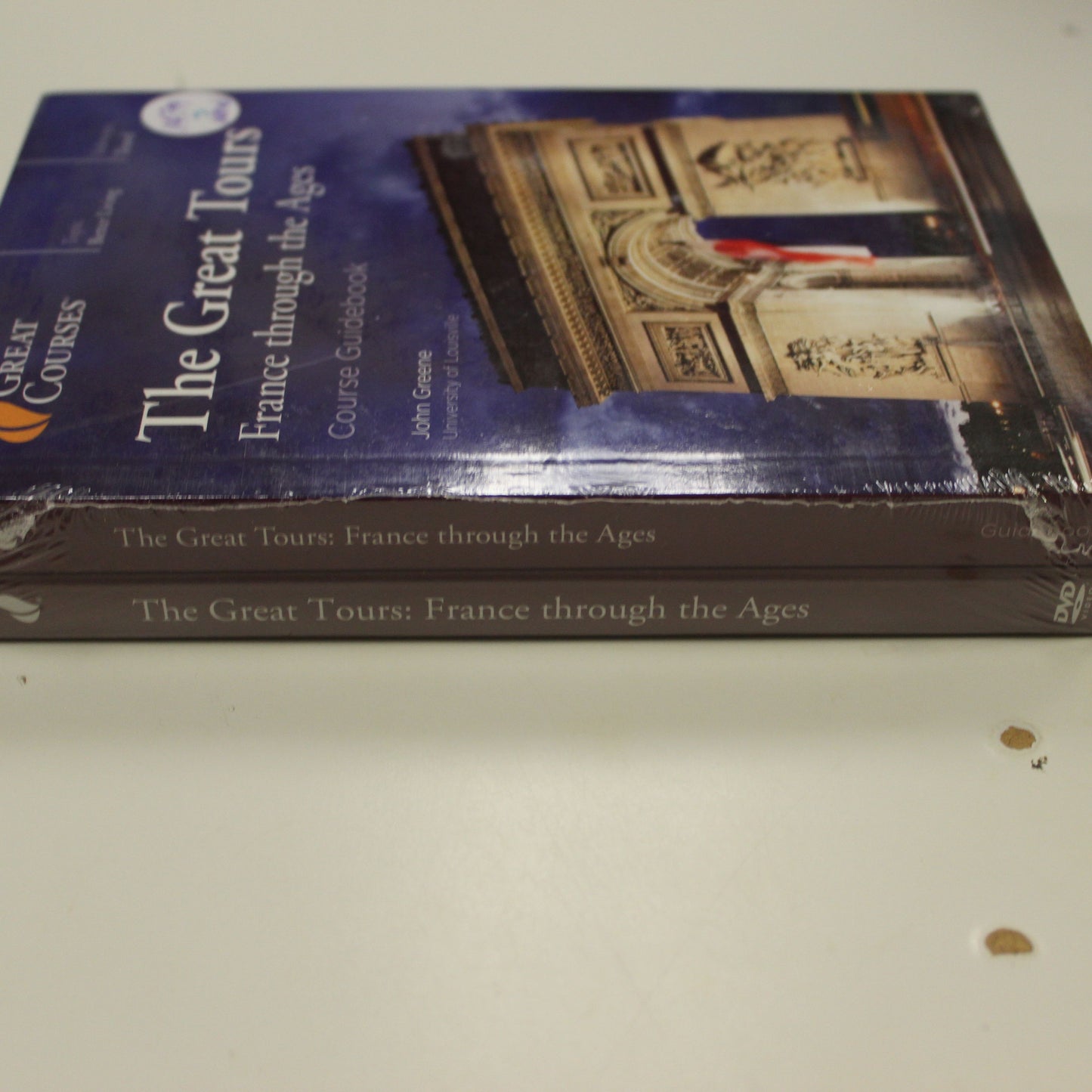 THE GREAT TOURS FRANCE THROUGH THE AGES - COURSE GUIDEBOOK W/DVD