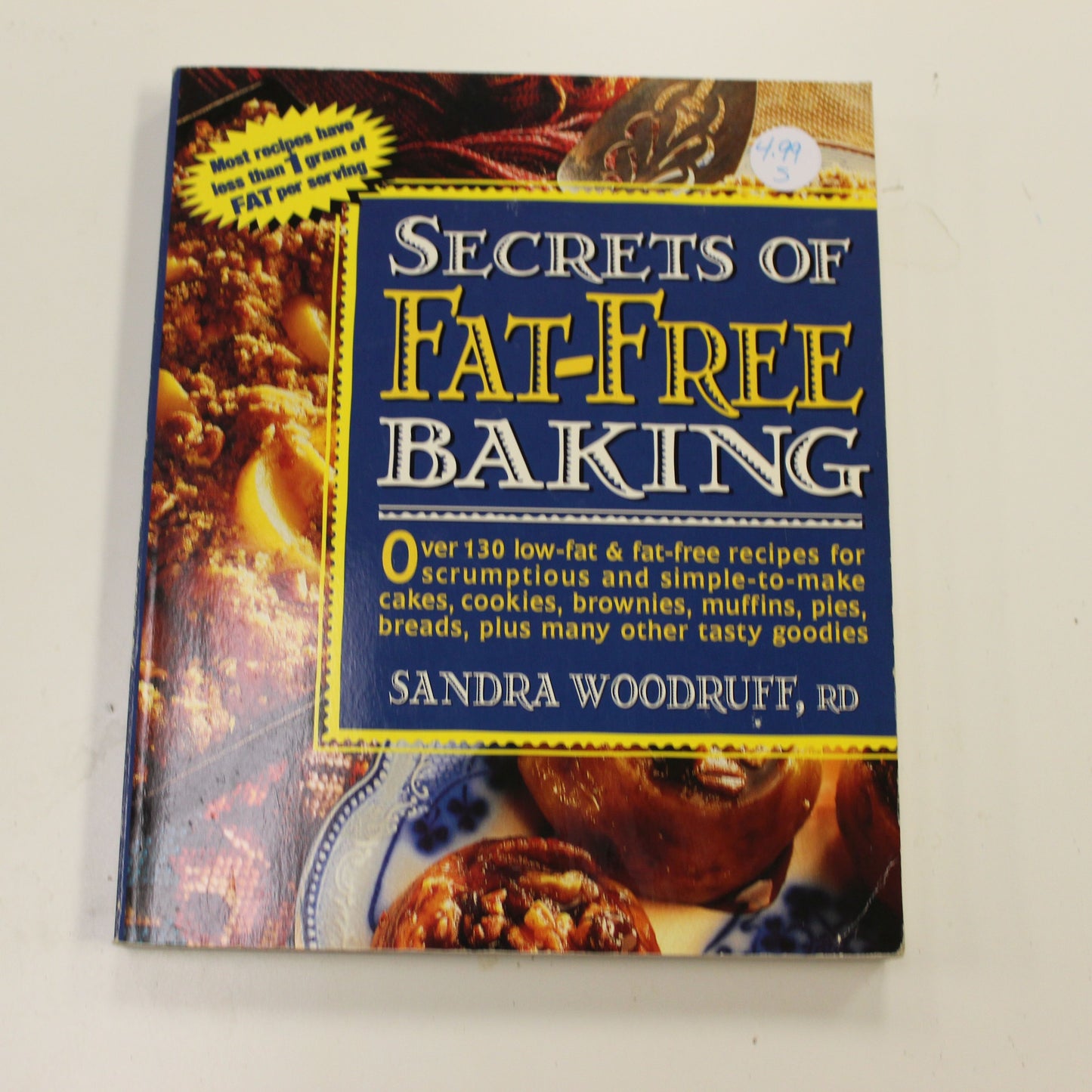 SECRETS OF FAT-FREE BAKING