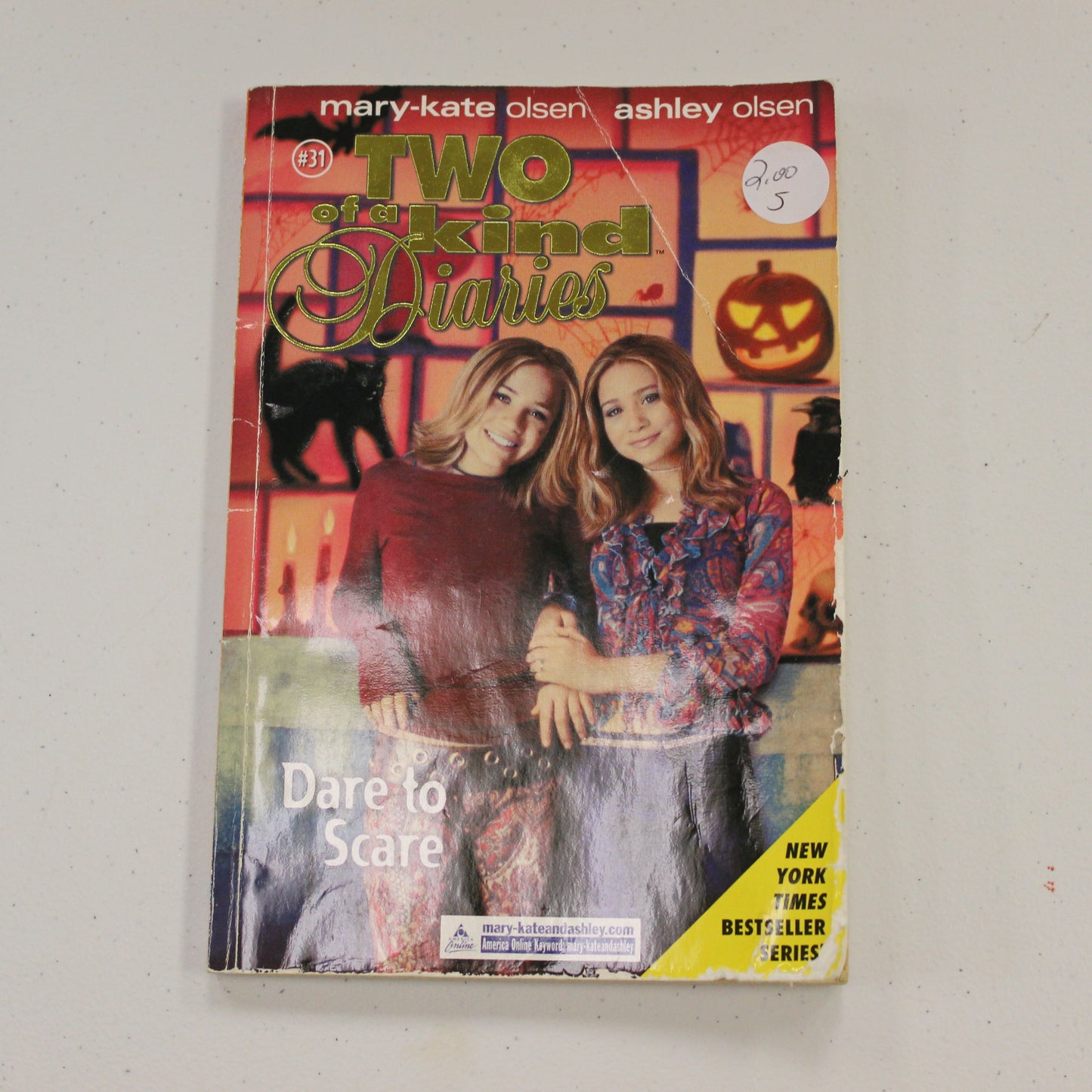 MARY-KATE AND ASHLEY TWO OF A KIND DIARIES