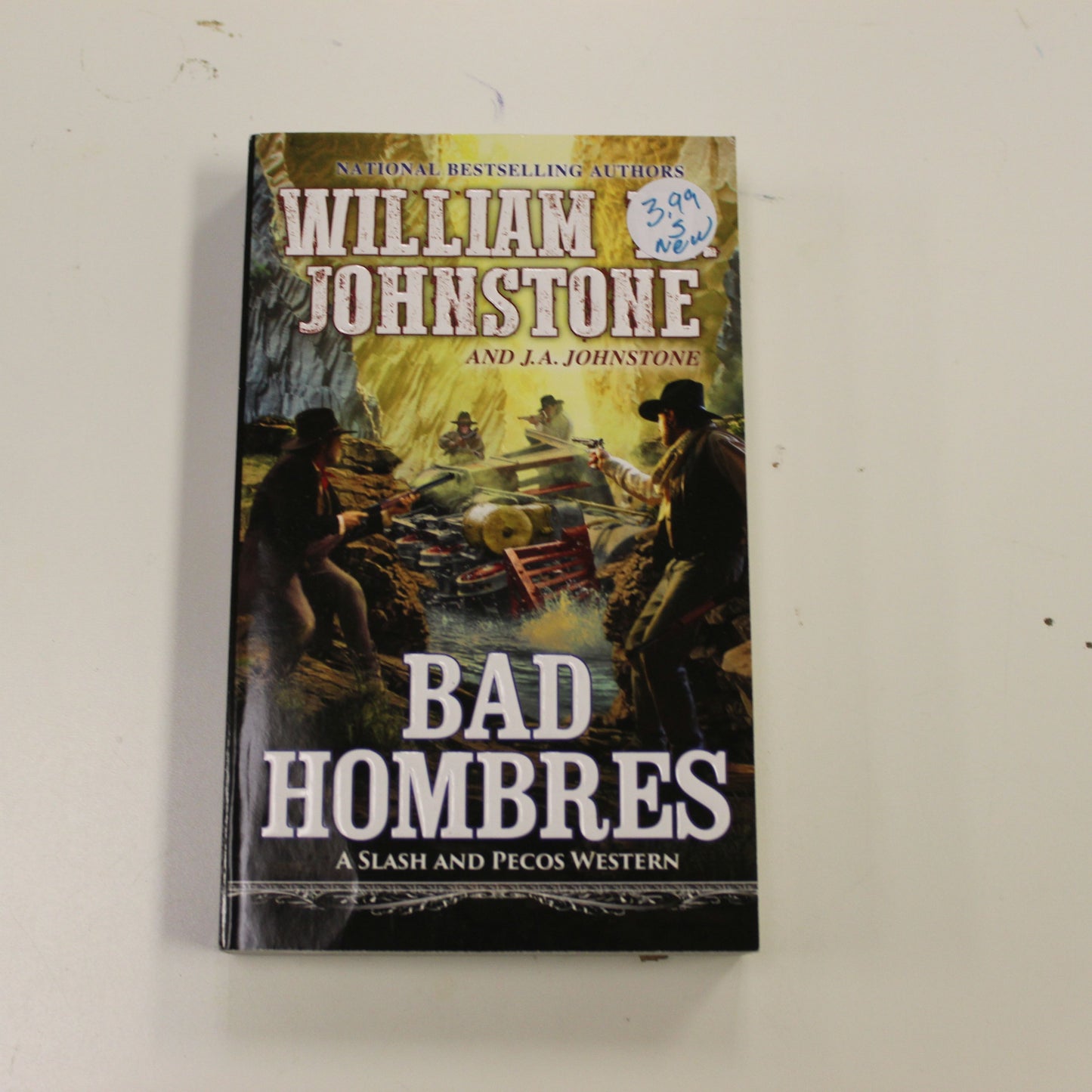 BAD HOMBRES