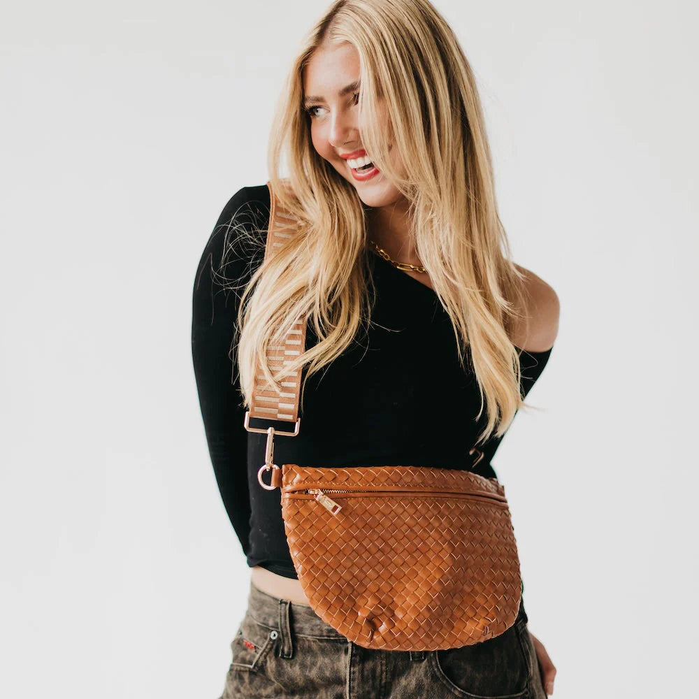 PRETTY SIMPLE - WESTLYN WOVEN BUM BAG - BROWN