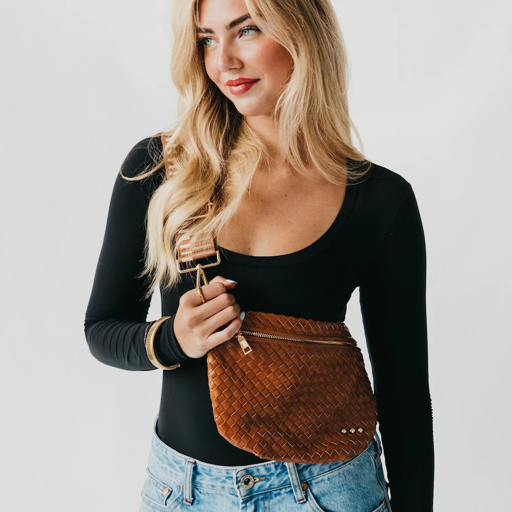 PRETTY SIMPLE - WESTLYN WOVEN BUM BAG - BROWN
